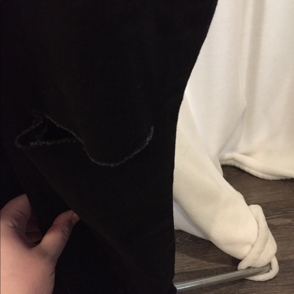 Levi’s! - Picture 7 of 7